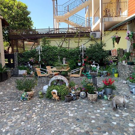 Guest House Aphyn Leto Gagra Luaran gambar